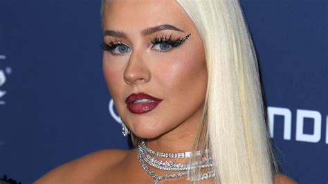 Christina Aguilera looks back on dramatic image makeover with。